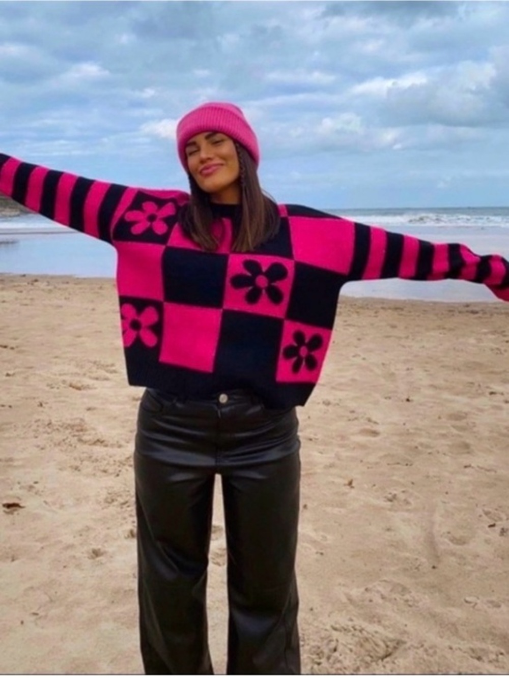 Zara Black & Hot Pink Floral Checker Knit Sweater
